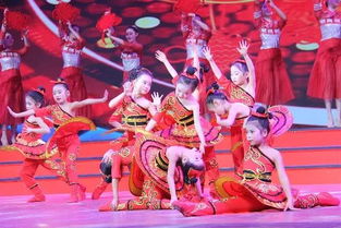 童舞飛揚 歌韻傳情——記7月28日遵義大劇院暑期少兒藝術(shù)展演
